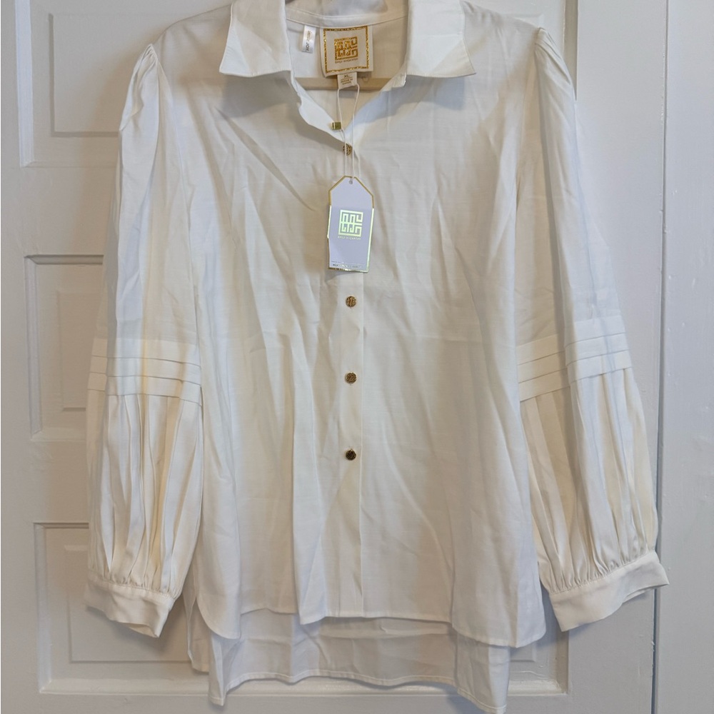 Emily McCarthy White Button down Blouse